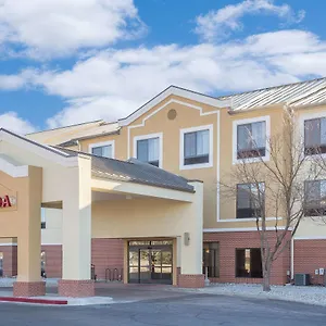 Hotel Ramada By Wyndham International Airport